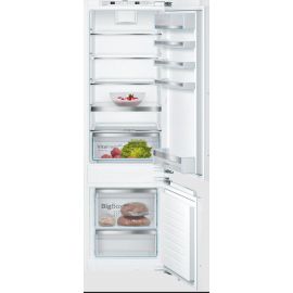 BOSCH Series 6 built-in fridge-freezer with freezer at bottom 177.2 x 55.8 cm flat hinge